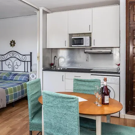 Apartamento Con Terraza Soleada Wifi Gratis *